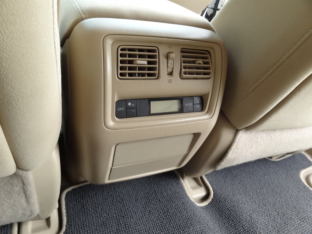 2015 Nissan Pathfinder SV - Photo 36 - Deland, FL 32720