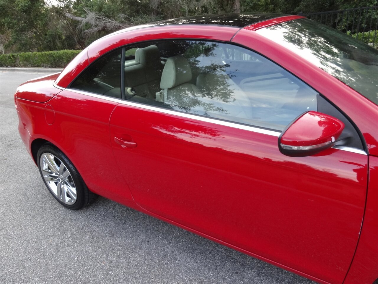 2014 Volkswagen Eos Executive SULEV  Premium - Photo 14 - Deland, FL 32720