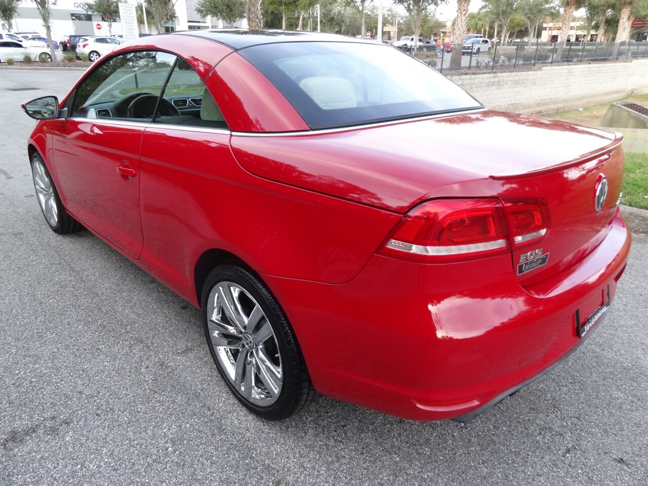 2014 Volkswagen Eos Executive SULEV  Premium - Photo 8 - Deland, FL 32720