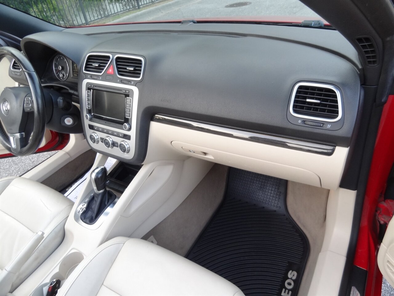 2014 Volkswagen Eos Executive SULEV  Premium - Photo 49 - Deland, FL 32720