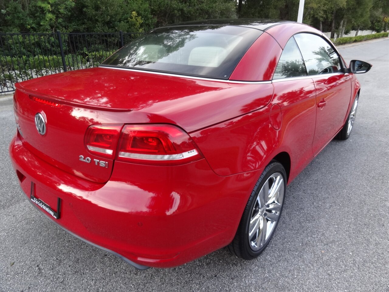 2014 Volkswagen Eos Executive SULEV  Premium - Photo 7 - Deland, FL 32720
