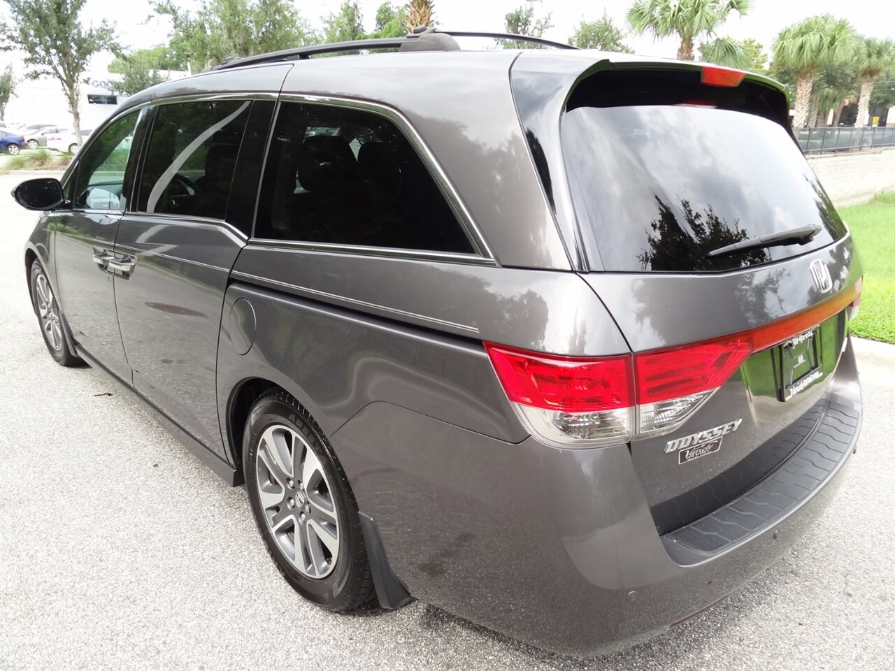2014 Honda Odyssey Touring  Elite - Photo 4 - Deland, FL 32720