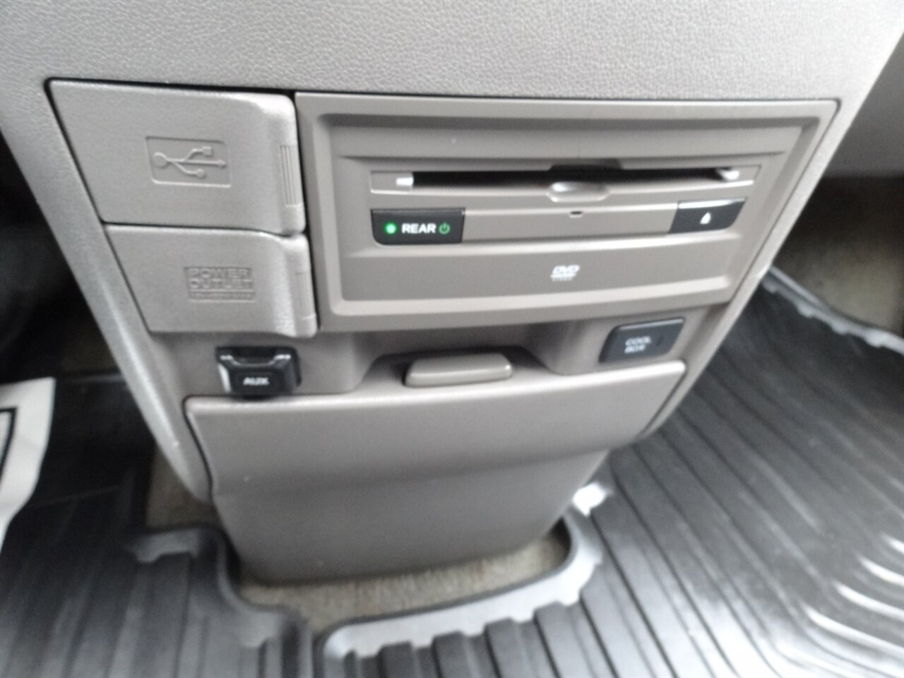 2014 Honda Odyssey Touring  Elite - Photo 50 - Deland, FL 32720
