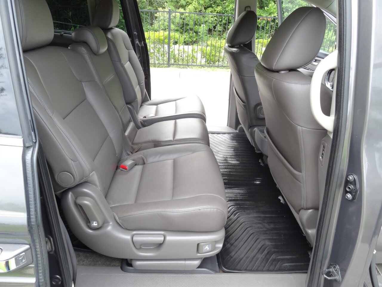 2014 Honda Odyssey Touring  Elite - Photo 35 - Deland, FL 32720