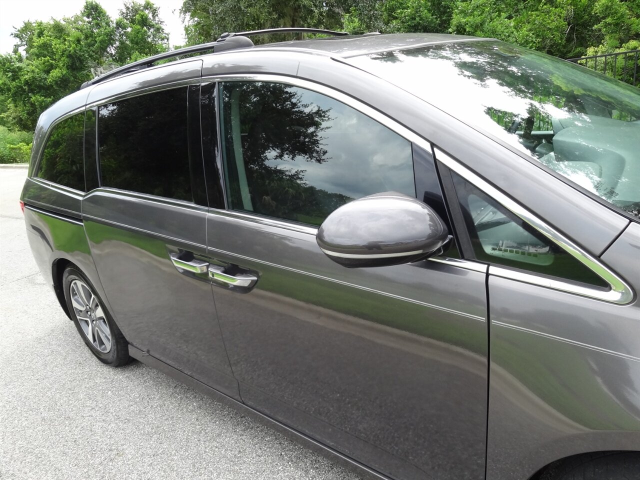 2014 Honda Odyssey Touring  Elite - Photo 10 - Deland, FL 32720