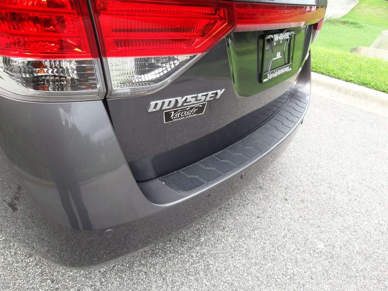 2014 Honda Odyssey Touring  Elite - Photo 21 - Deland, FL 32720