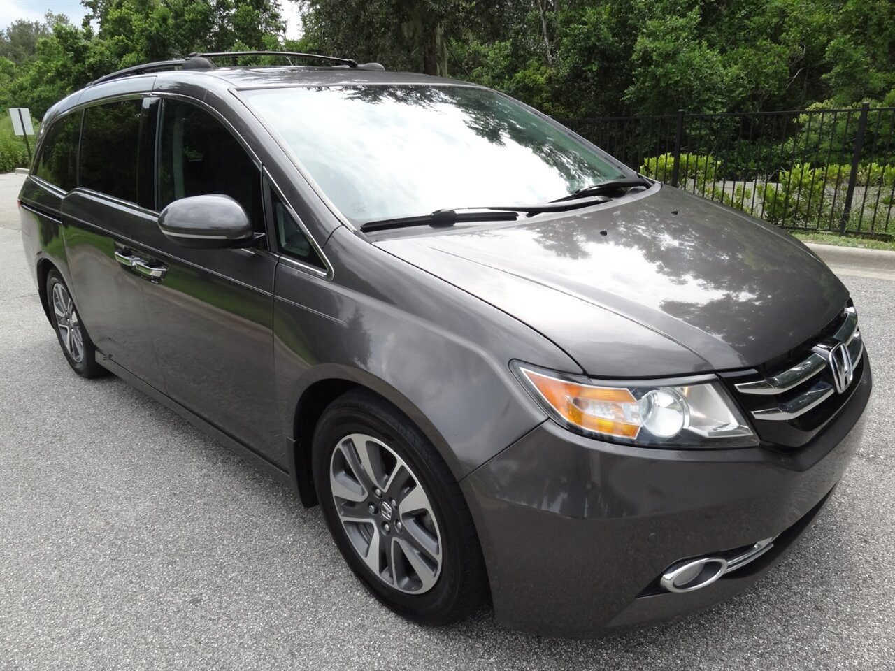 2014 Honda Odyssey Touring  Elite - Photo 1 - Deland, FL 32720