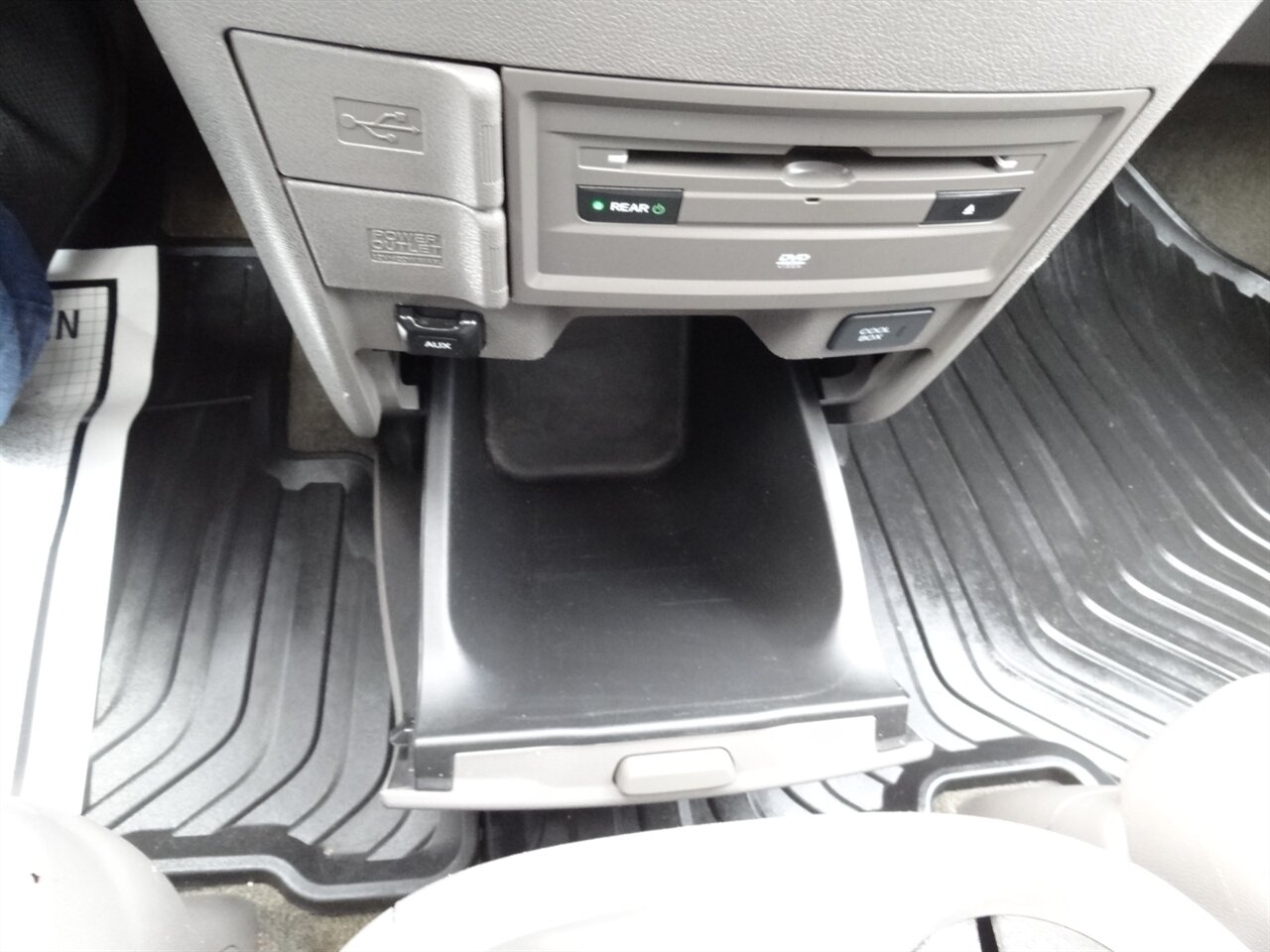 2014 Honda Odyssey Touring  Elite - Photo 51 - Deland, FL 32720