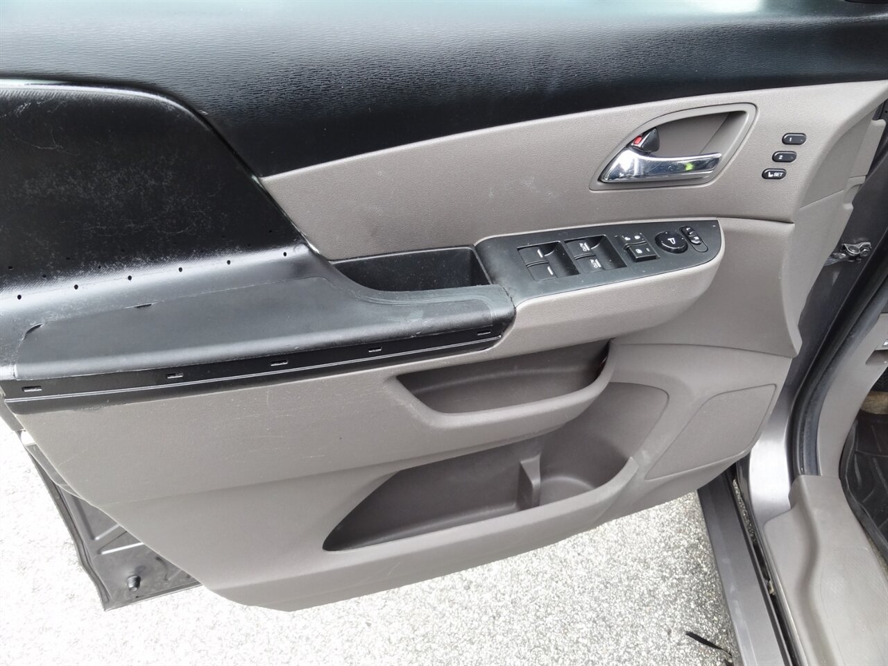 2014 Honda Odyssey Touring  Elite - Photo 27 - Deland, FL 32720
