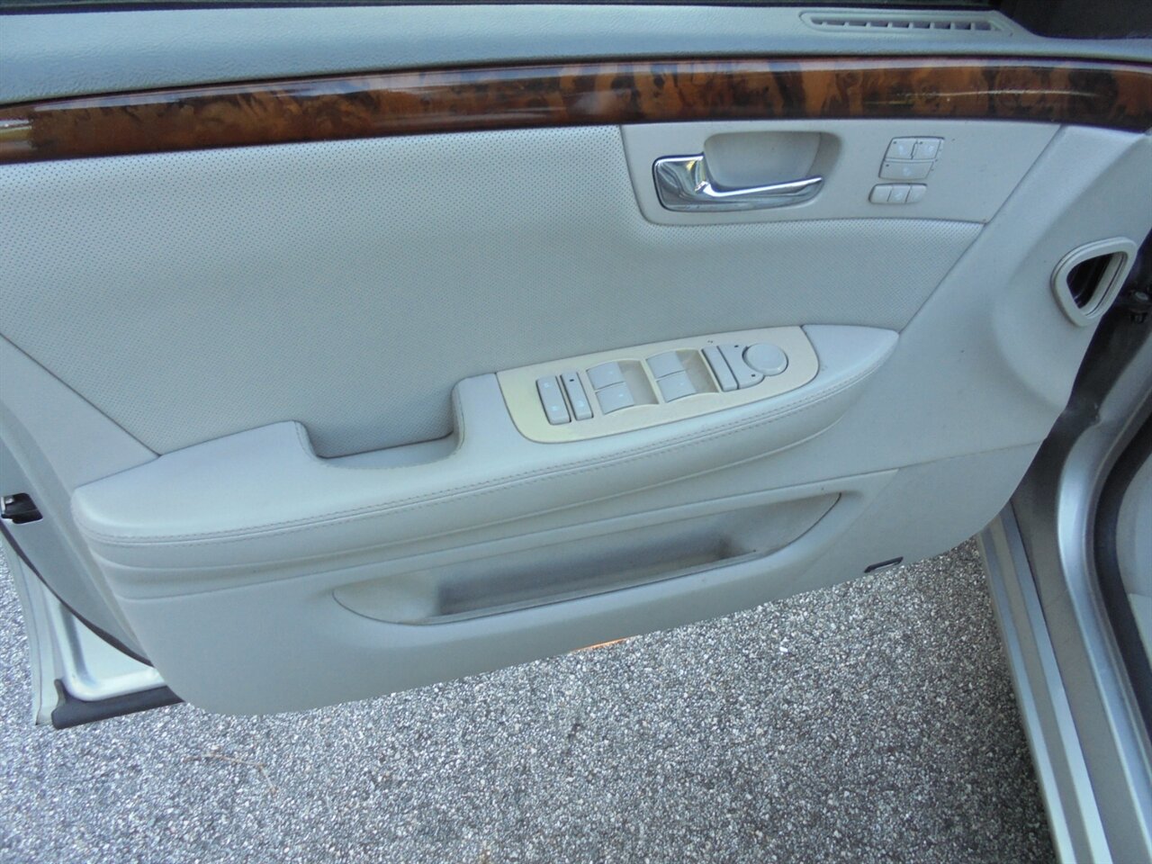 2007 Cadillac DTS Performance  Premium - Photo 25 - Deland, FL 32720