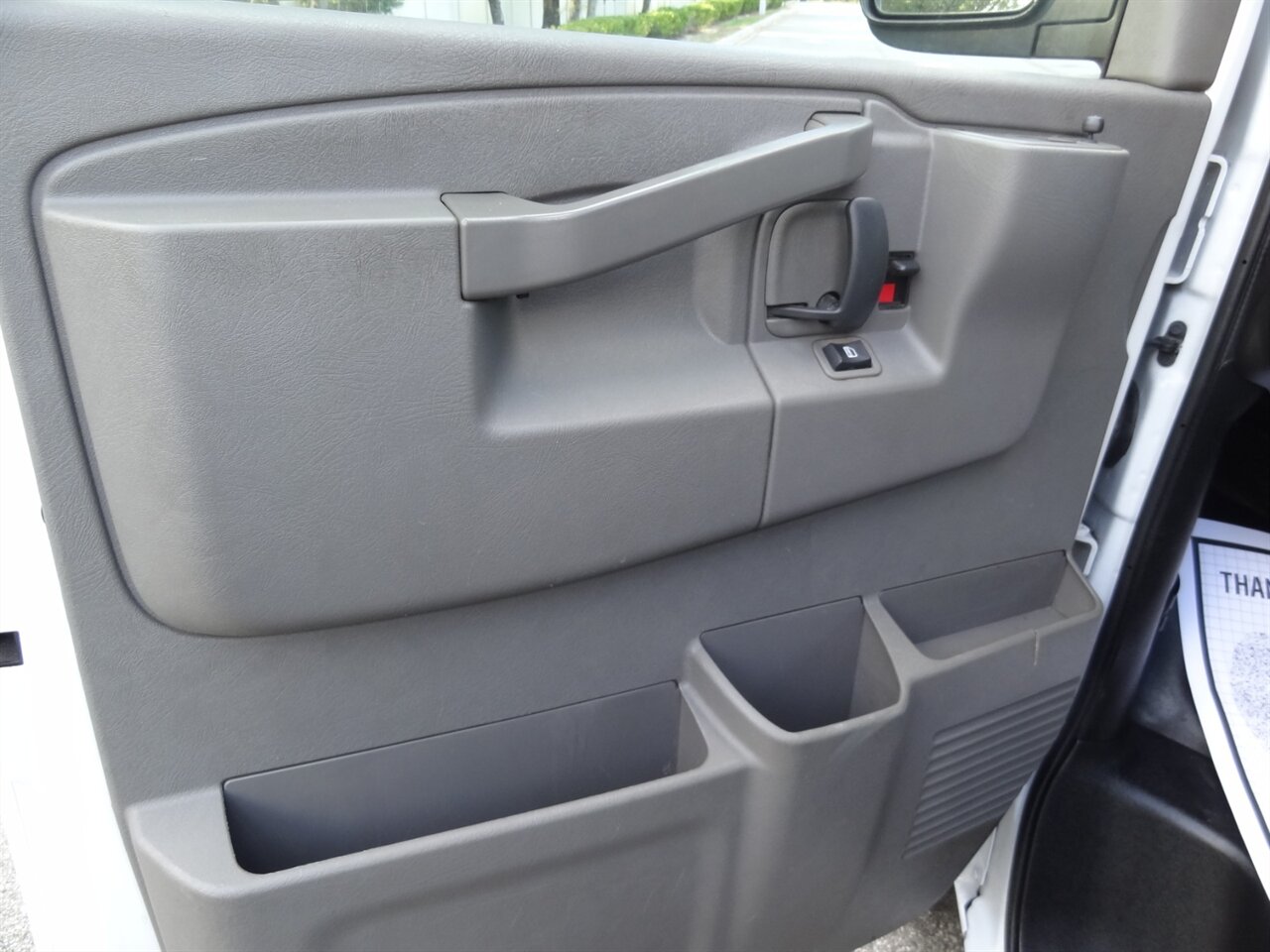 2020 Chevrolet Express 2500   - Photo 27 - Deland, FL 32720