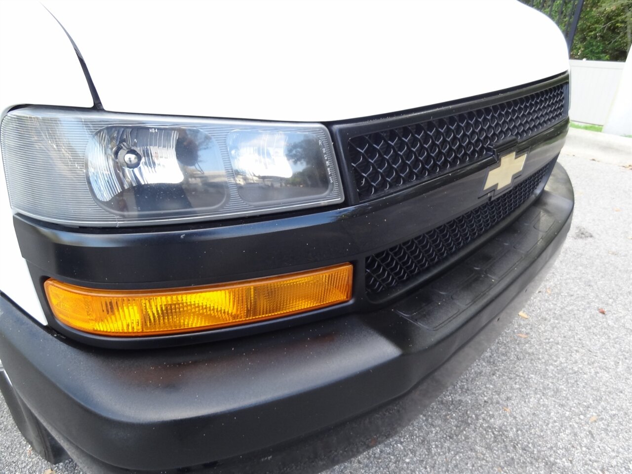 2020 Chevrolet Express 2500   - Photo 6 - Deland, FL 32720