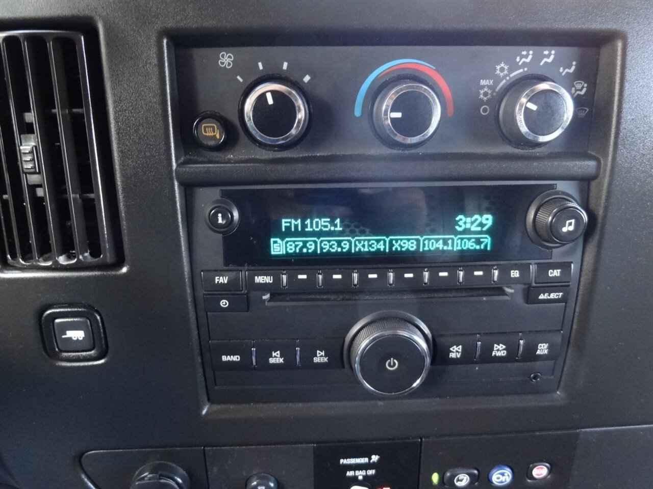 2020 Chevrolet Express 2500   - Photo 53 - Deland, FL 32720