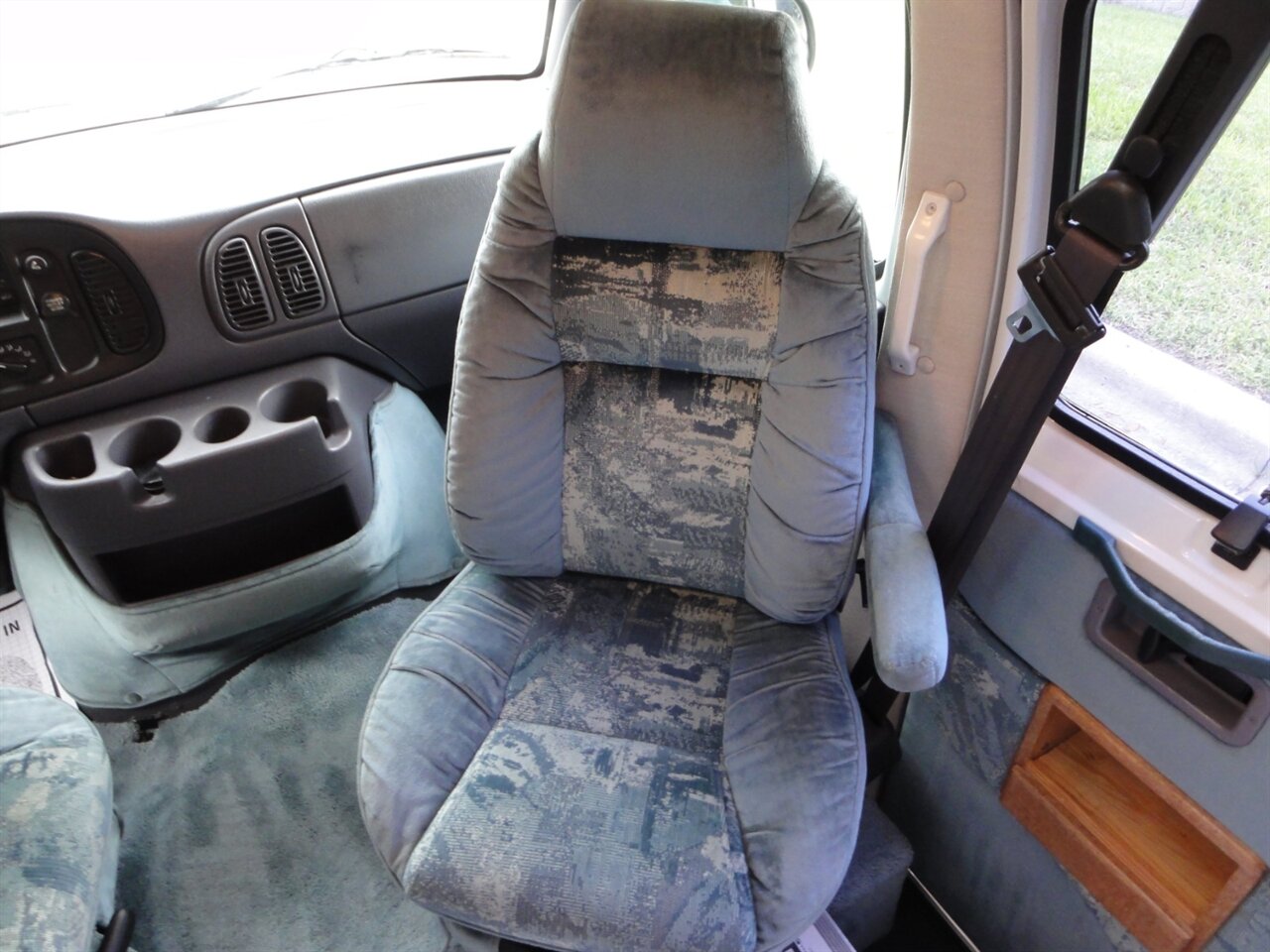2000 Dodge Ram Van 3500 MH  Pleasure way Excel-RD - Photo 97 - Deland, FL 32720
