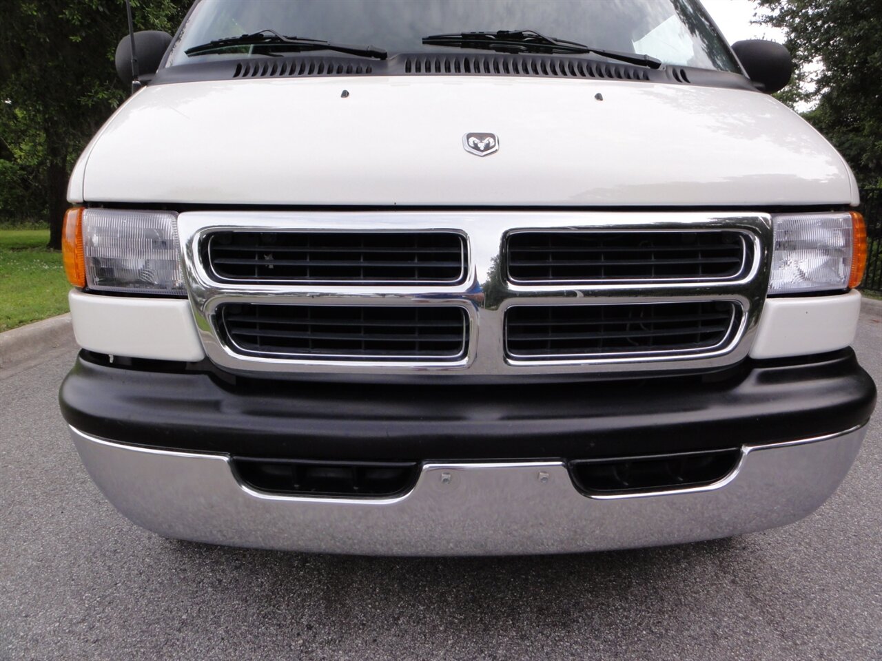 2000 Dodge Ram Van 3500 MH  Pleasure way Excel-RD - Photo 6 - Deland, FL 32720