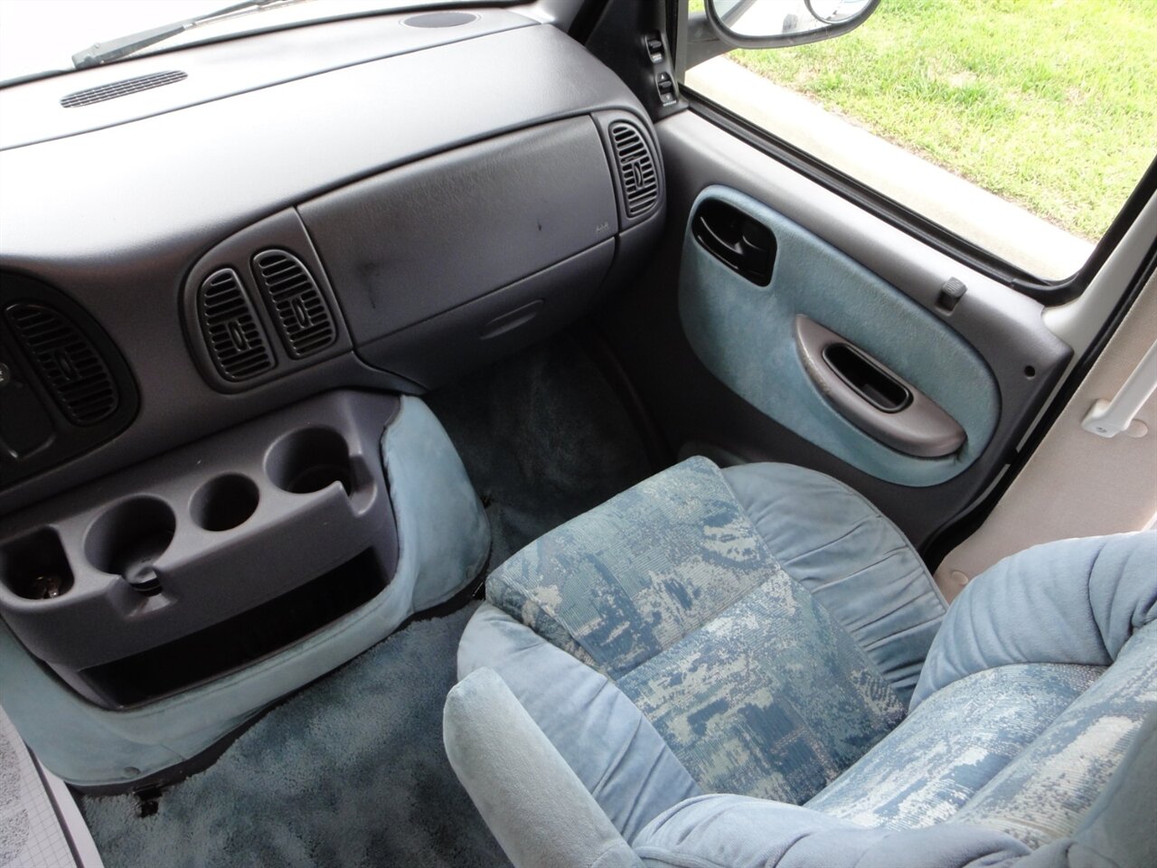 2000 Dodge Ram Van 3500 MH  Pleasure way Excel-RD - Photo 50 - Deland, FL 32720