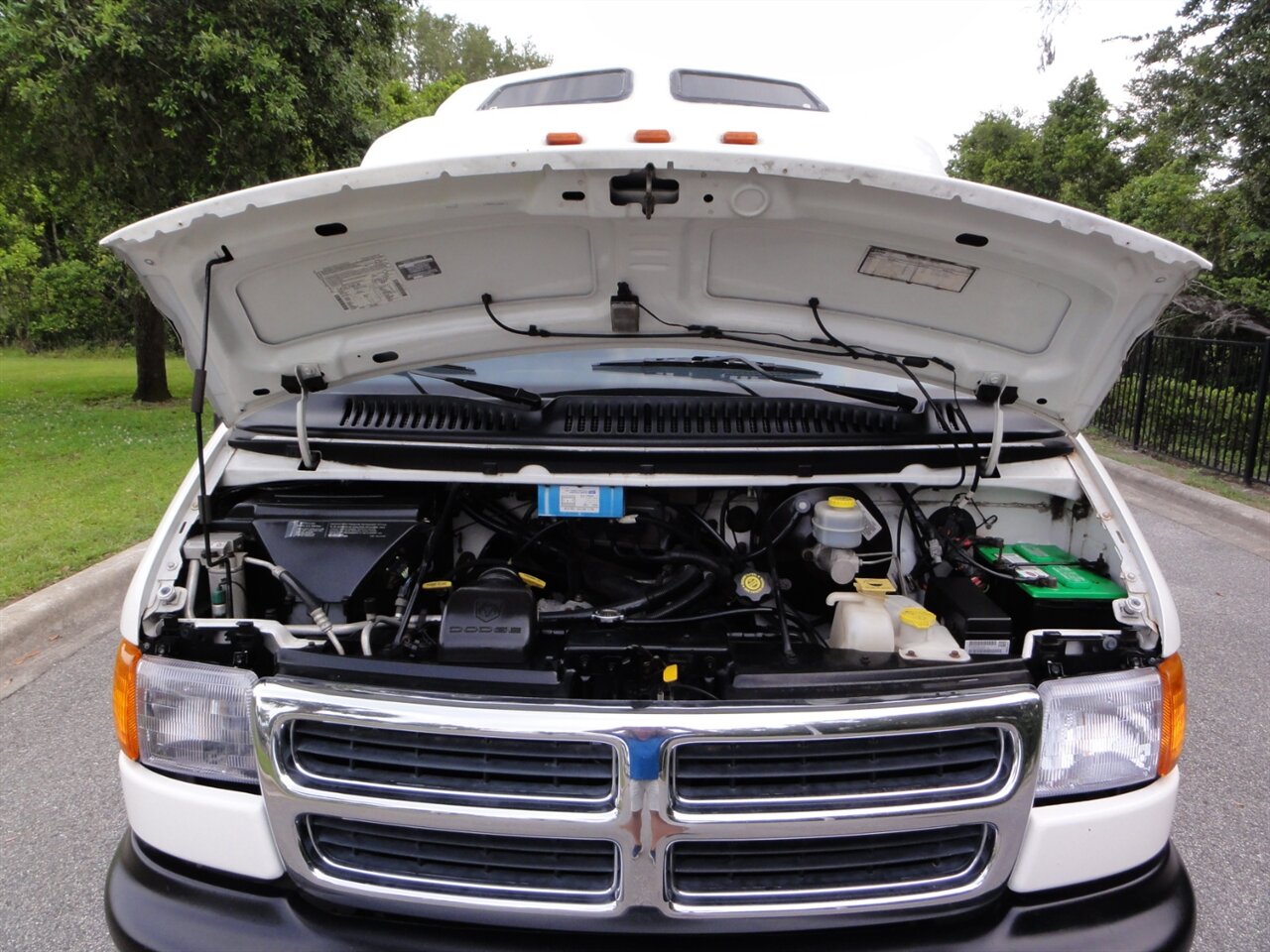 2000 Dodge Ram Van 3500 MH  Pleasure way Excel-RD - Photo 30 - Deland, FL 32720