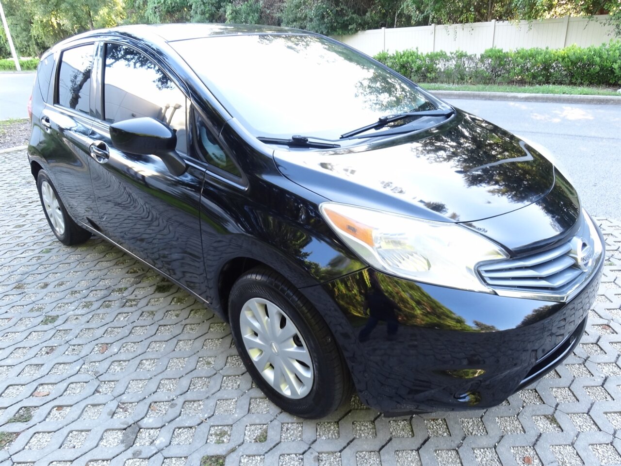2015 Nissan Versa Note SV - Photo 1 - Deland, FL 32720