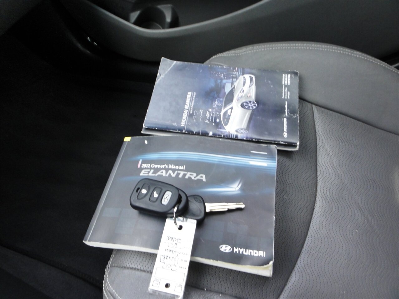 2012 Hyundai ELANTRA Limited - Photo 57 - Deland, FL 32720