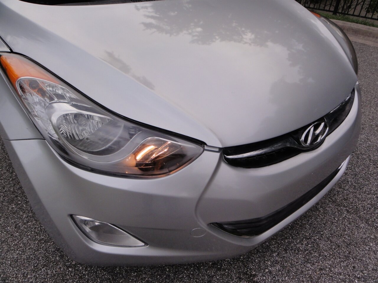 2012 Hyundai ELANTRA Limited - Photo 7 - Deland, FL 32720