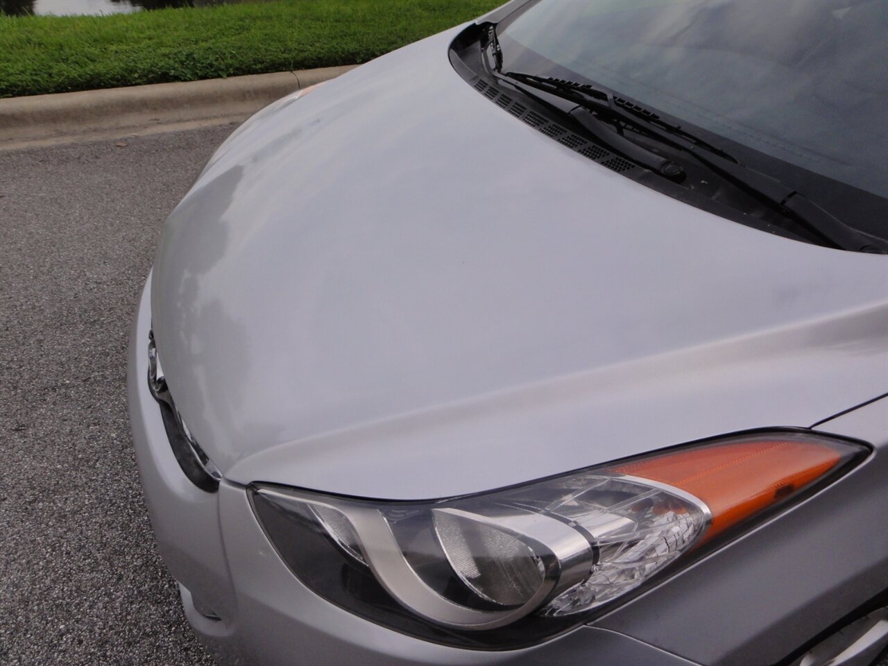 2012 Hyundai ELANTRA Limited - Photo 17 - Deland, FL 32720