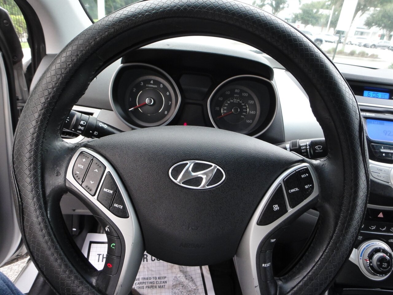 2012 Hyundai ELANTRA Limited - Photo 44 - Deland, FL 32720