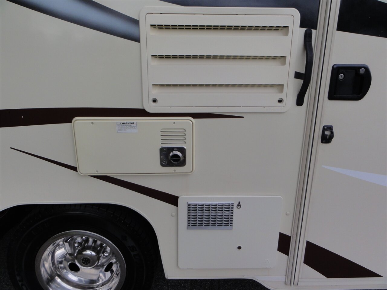 2016 Ford E-350 SD Coachmen Freelander 27QB - Photo 30 - Deland, FL 32720