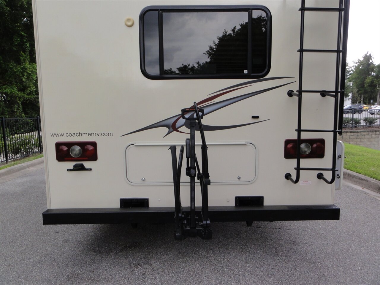 2016 Ford E-350 SD Coachmen Freelander 27QB - Photo 38 - Deland, FL 32720