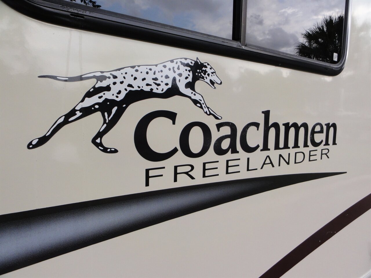 2016 Ford E-350 SD Coachmen Freelander 27QB - Photo 25 - Deland, FL 32720