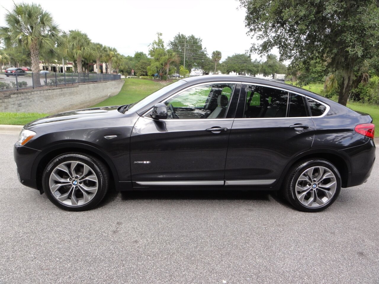 2015 BMW X4 xDrive28i - Photo 16 - Deland, FL 32720
