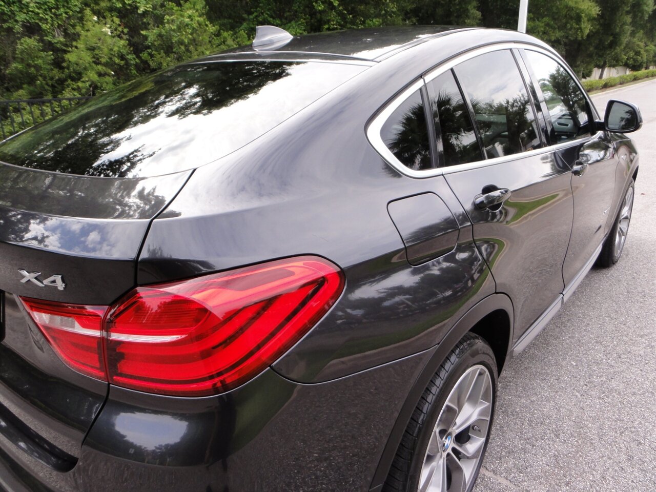 2015 BMW X4 xDrive28i - Photo 13 - Deland, FL 32720
