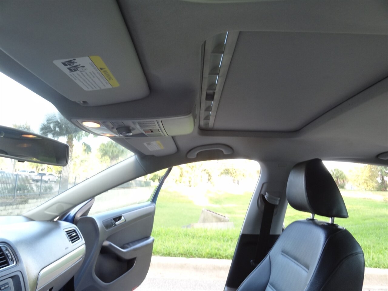 2015 Volkswagen Jetta SE - Photo 34 - Deland, FL 32720