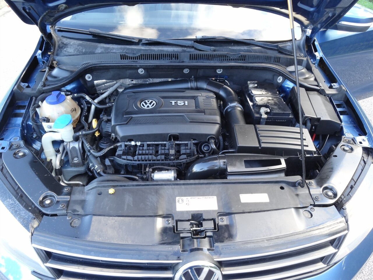 2015 Volkswagen Jetta SE - Photo 27 - Deland, FL 32720