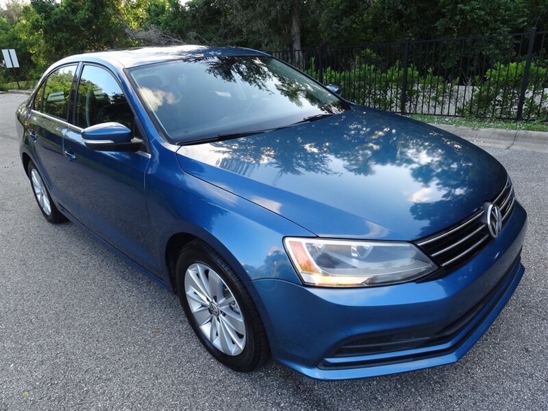 2015 Volkswagen Jetta SE  