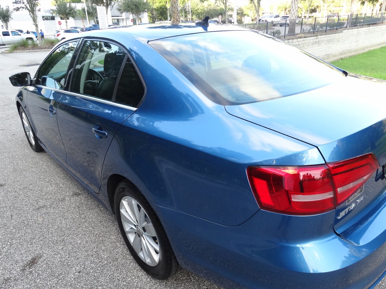 2015 Volkswagen Jetta SE - Photo 12 - Deland, FL 32720