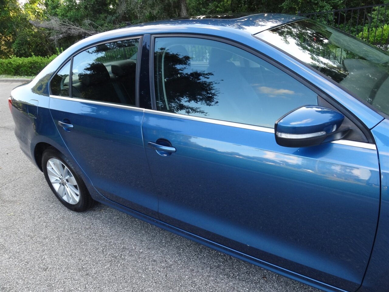 2015 Volkswagen Jetta SE - Photo 10 - Deland, FL 32720
