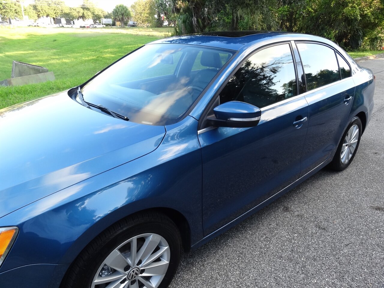 2015 Volkswagen Jetta SE - Photo 9 - Deland, FL 32720