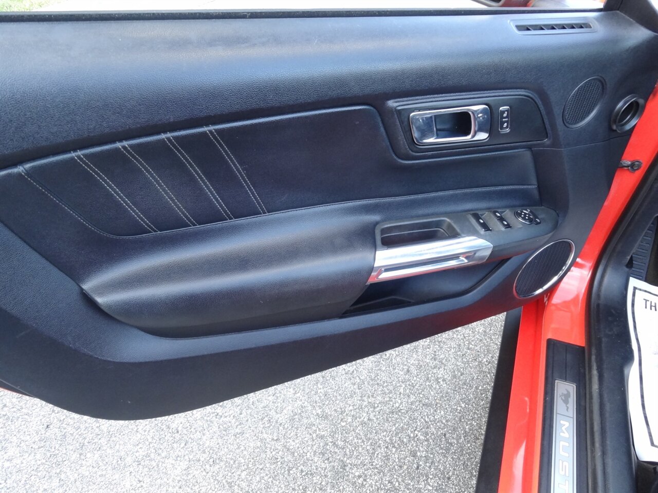 2016 Ford Mustang EcoBoost Premium - Photo 31 - Deland, FL 32720