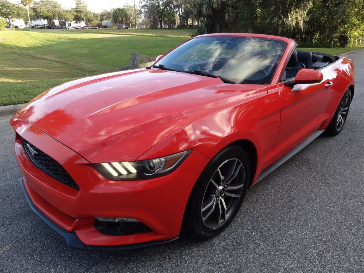 2016 Ford Mustang EcoBoost Premium - Photo 2 - Deland, FL 32720