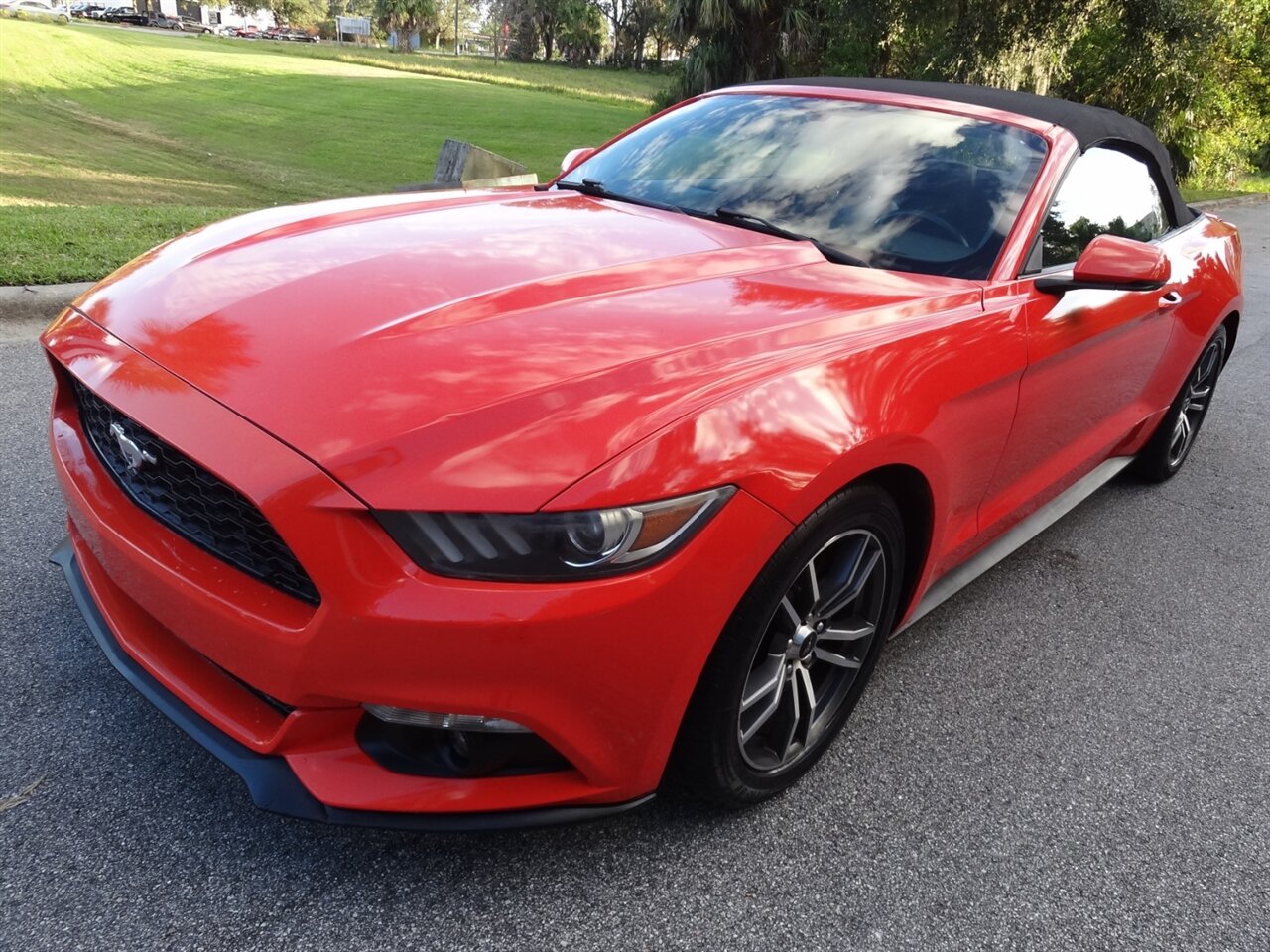 2016 Ford Mustang EcoBoost Premium - Photo 6 - Deland, FL 32720