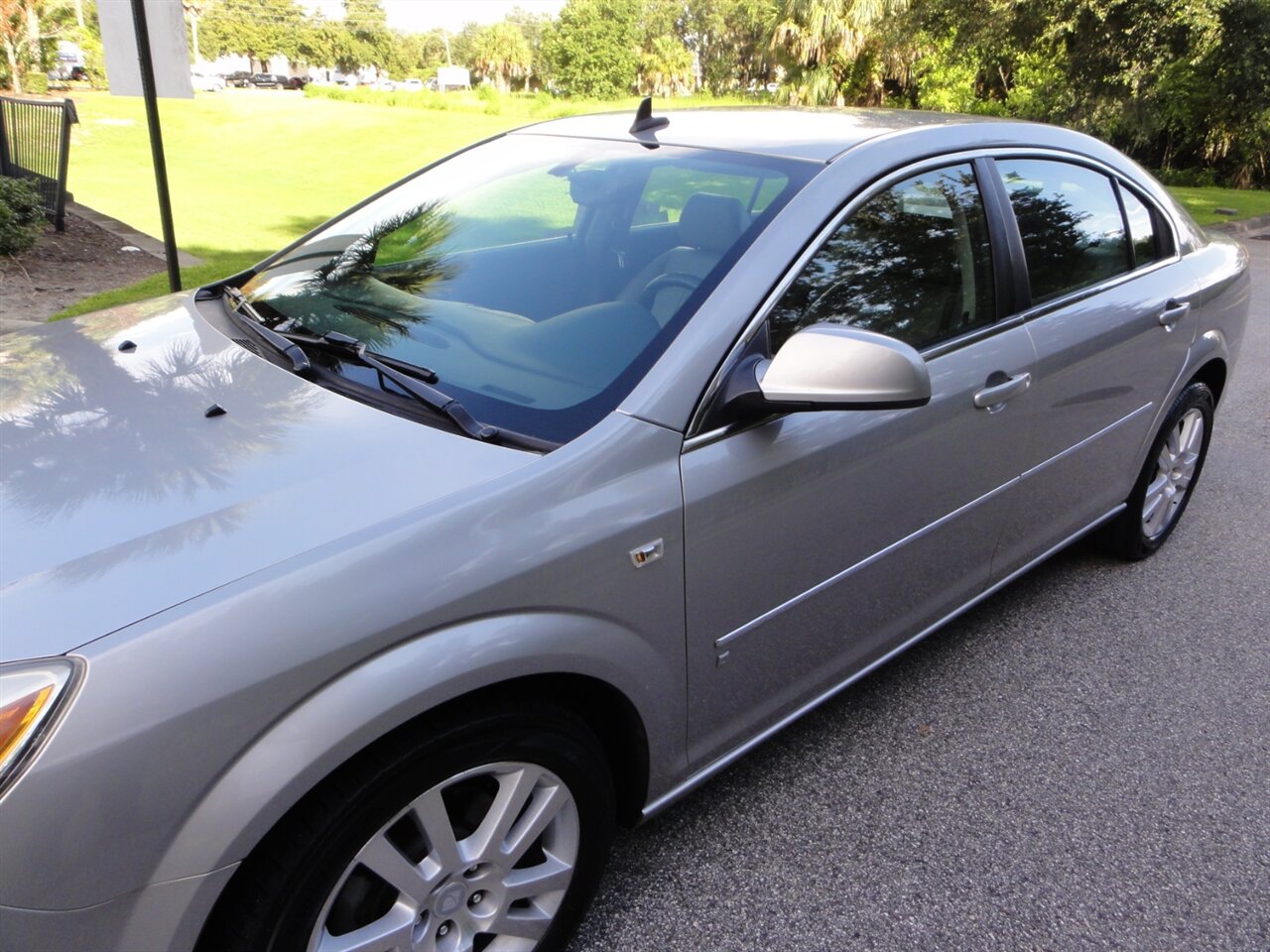 2007 Saturn Aura XE   - Photo 9 - Deland, FL 32720