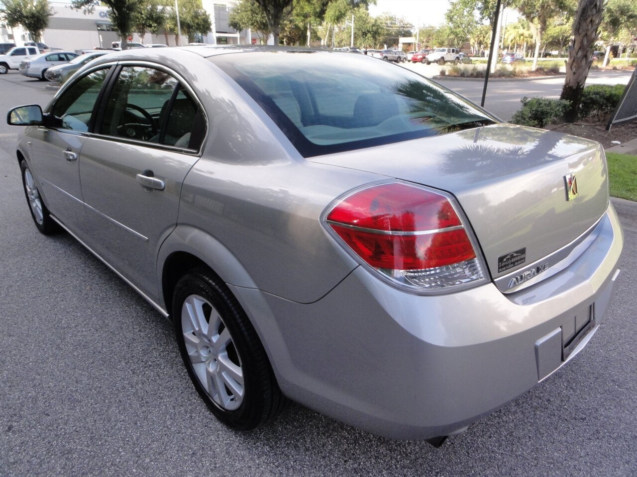 2007 Saturn Aura XE   - Photo 4 - Deland, FL 32720