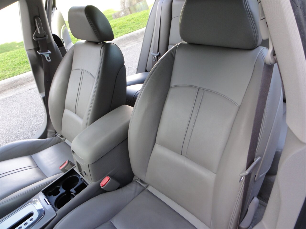2007 Saturn Aura XE   - Photo 32 - Deland, FL 32720