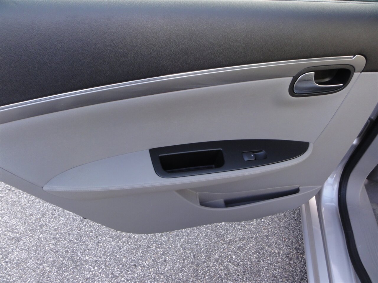 2007 Saturn Aura XE   - Photo 35 - Deland, FL 32720
