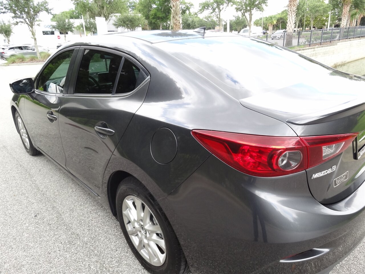2014 Mazda Mazda3 i Grand Touring Premium - Photo 12 - Deland, FL 32720
