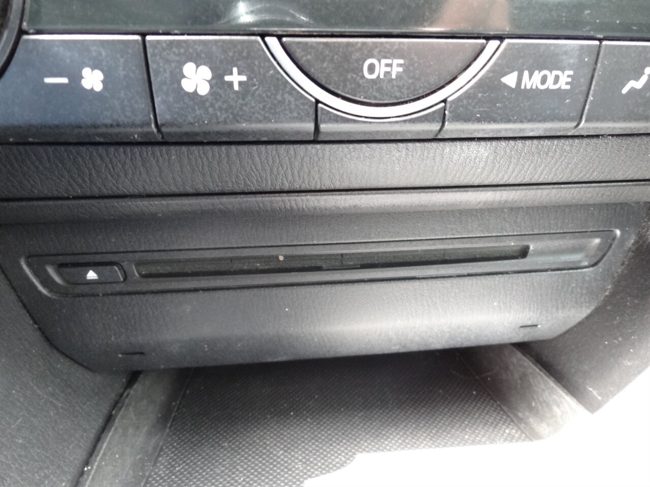2014 Mazda Mazda3 i Grand Touring Premium - Photo 56 - Deland, FL 32720