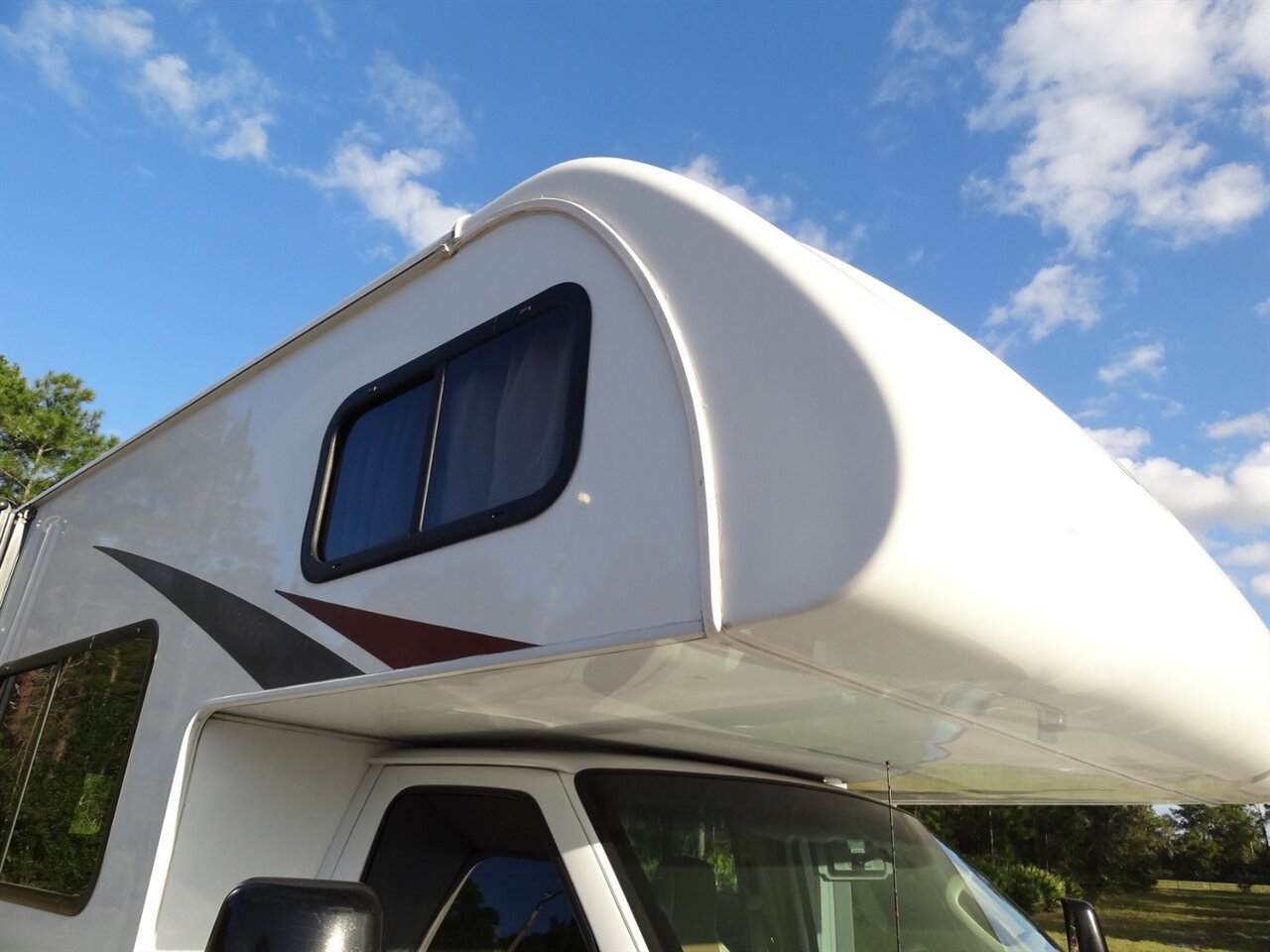 2016 Forest River Sunseeker 2860DS - Photo 20 - Deland, FL 32720