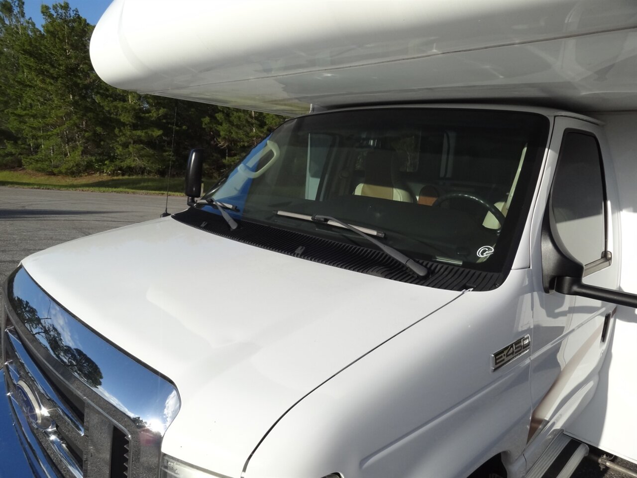 2016 Forest River Sunseeker 2860DS - Photo 23 - Deland, FL 32720