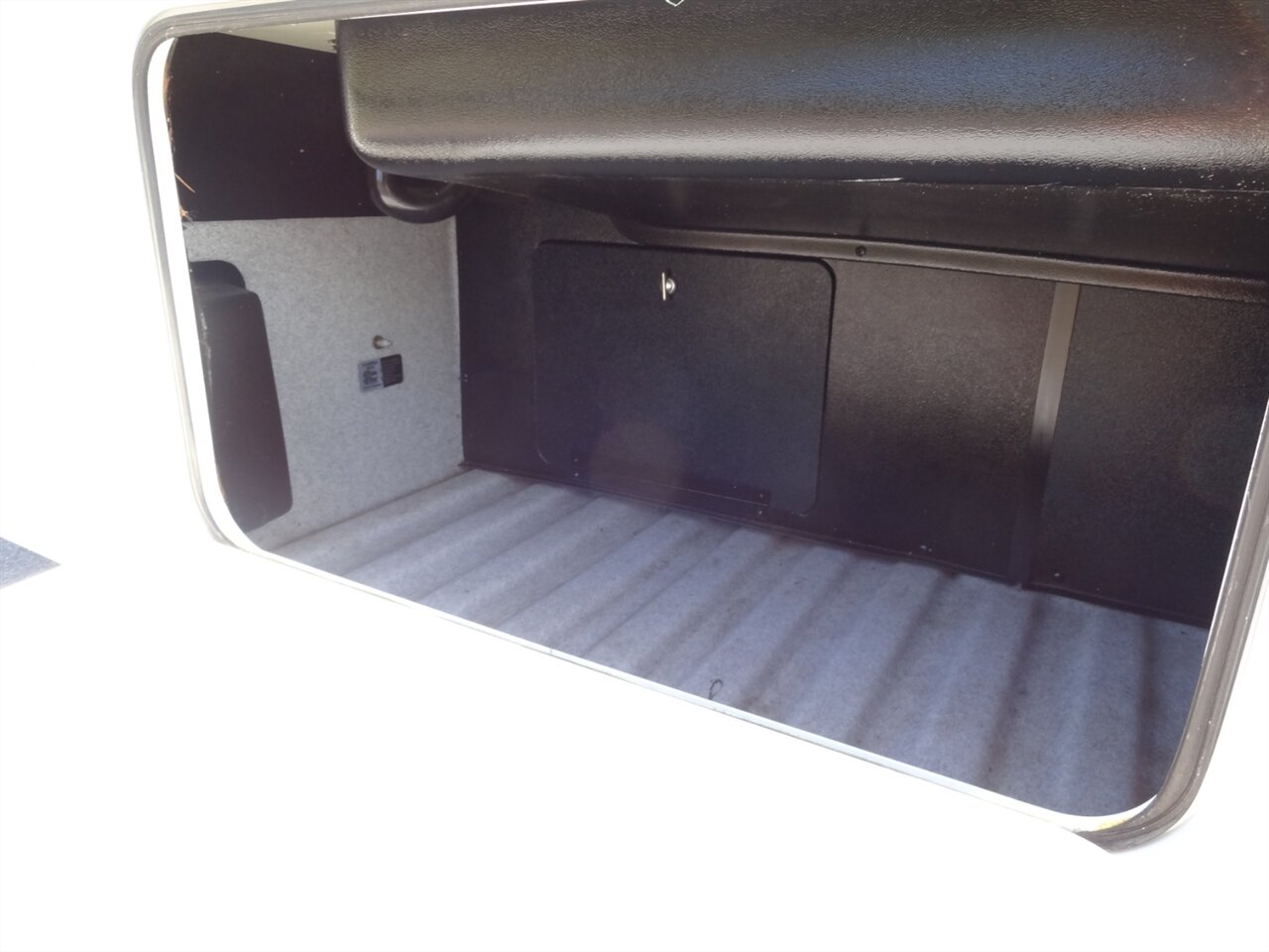 2016 Forest River Sunseeker 2860DS - Photo 31 - Deland, FL 32720