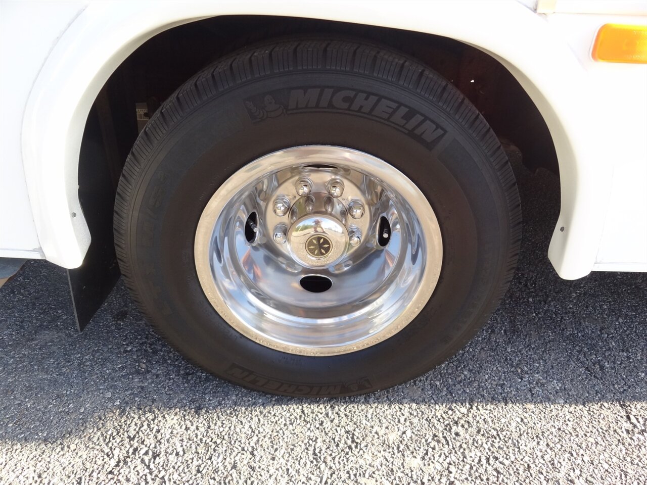 2016 Forest River Sunseeker 2860DS - Photo 41 - Deland, FL 32720